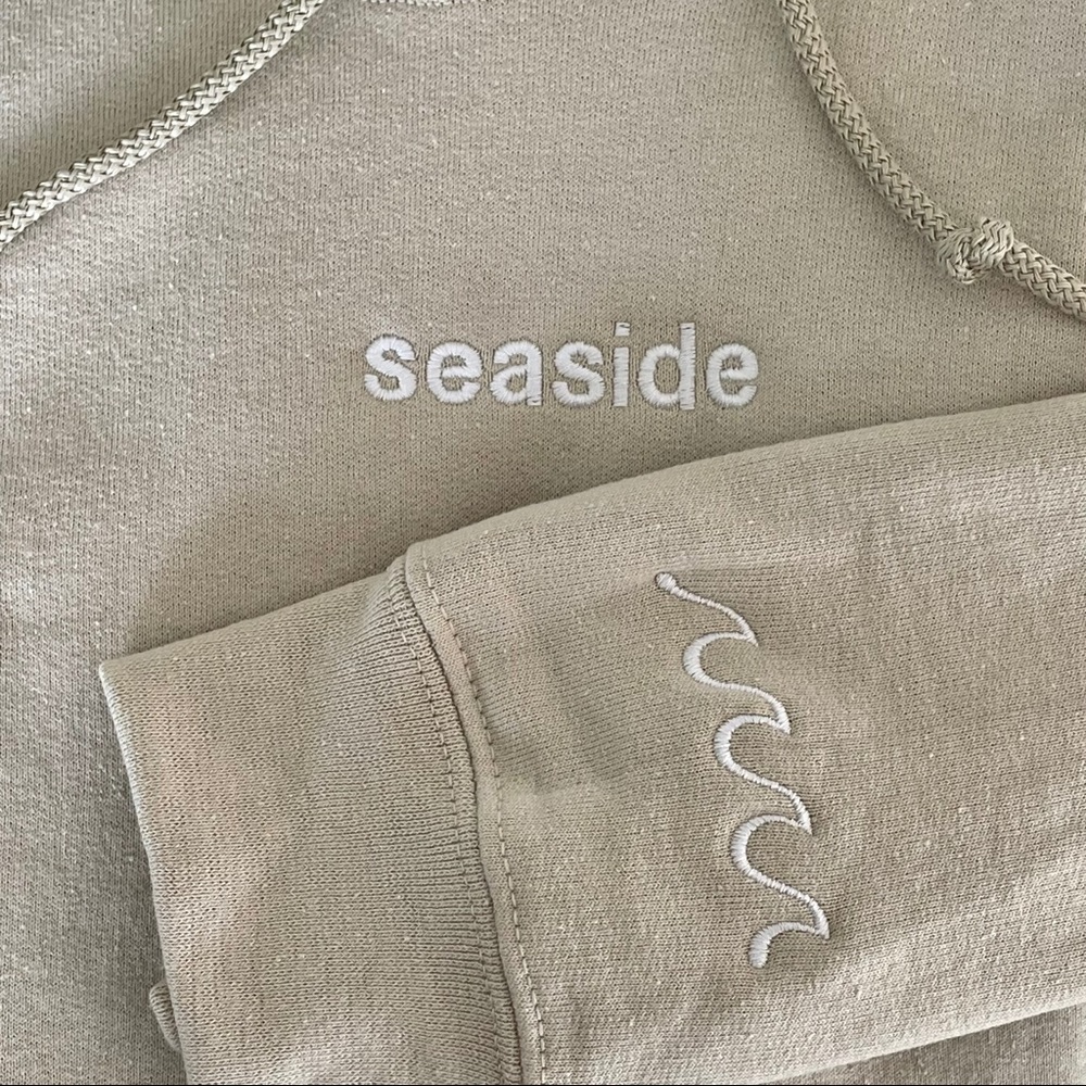 “Seaside” embroidered sweatshirt - Picture 2 of 4